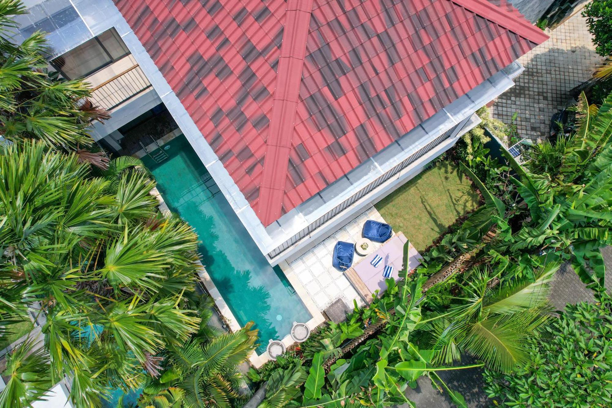 Cora Walk To Double Six Seminyak (Bali)